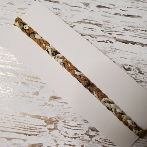 IVY MOUNTAIN CRAFTER Handmade Macrame Headband - Picture 2 of 4